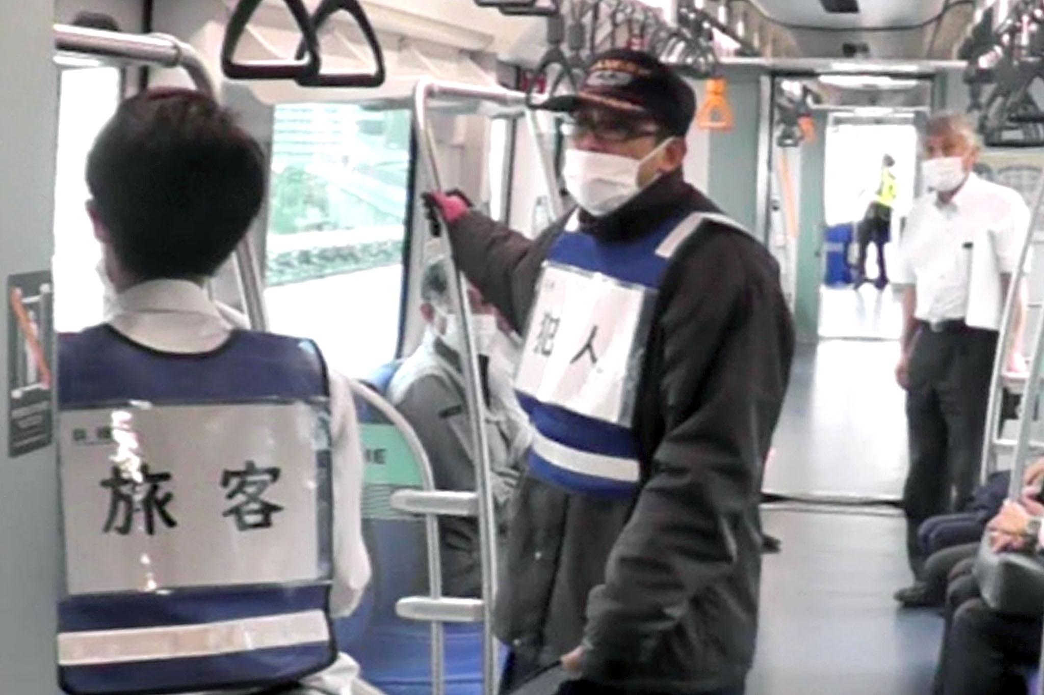 01_車内で事件発生.jpg