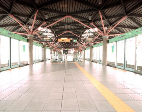 芝浦ふ頭駅ホーム
