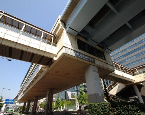 お台場海浜公園駅外観