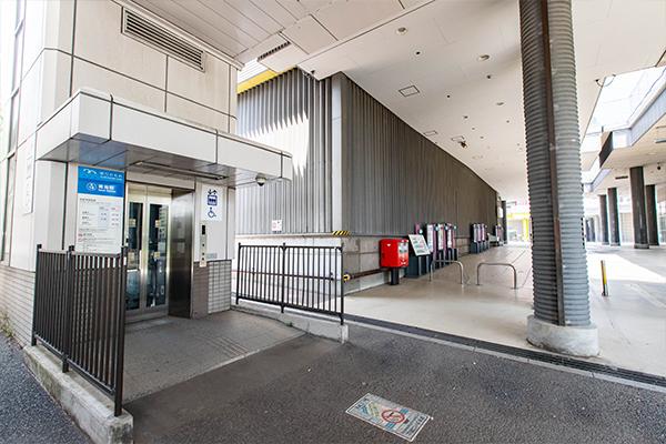 改札への入口(エレベーター)